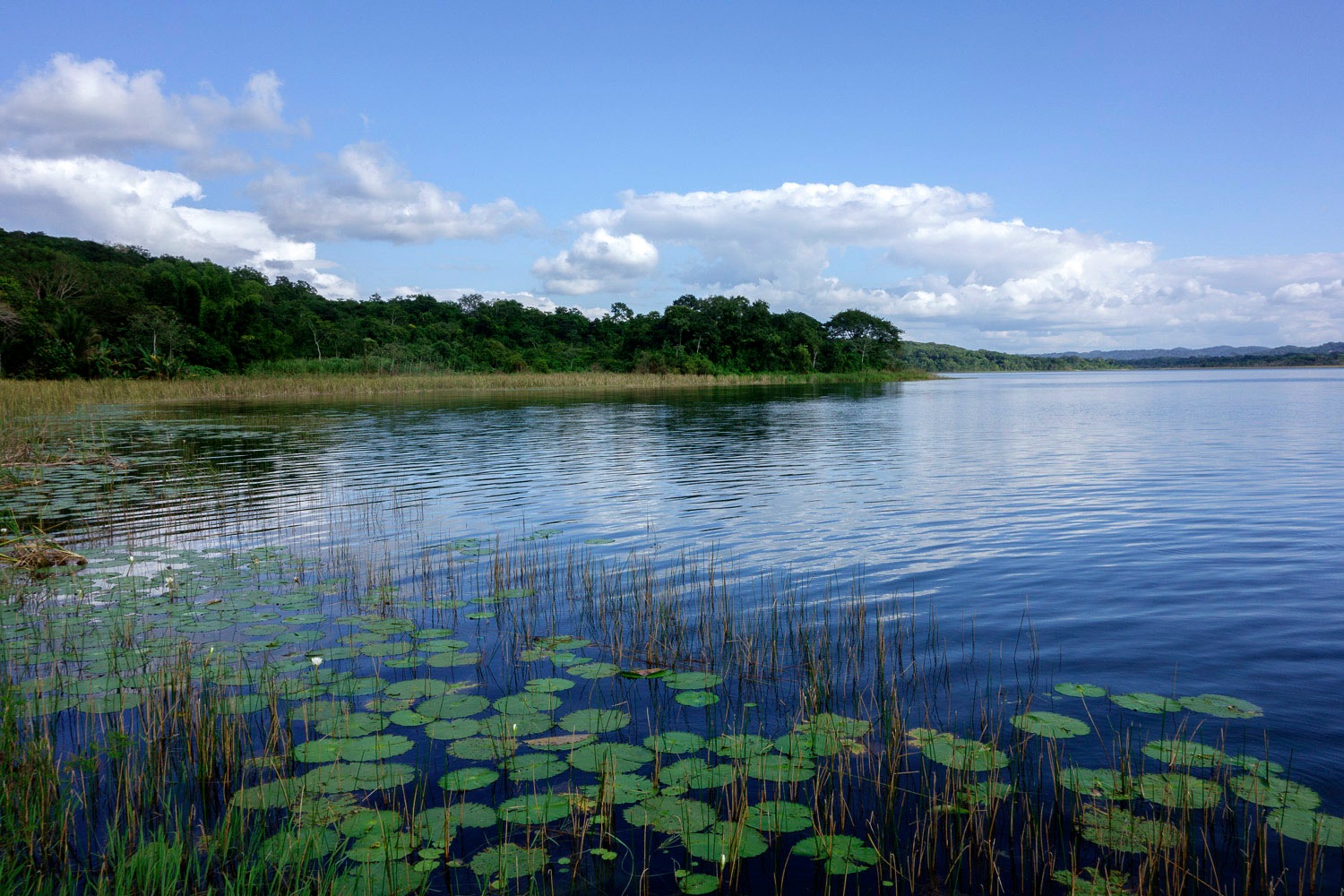 Lago Petén Itzá